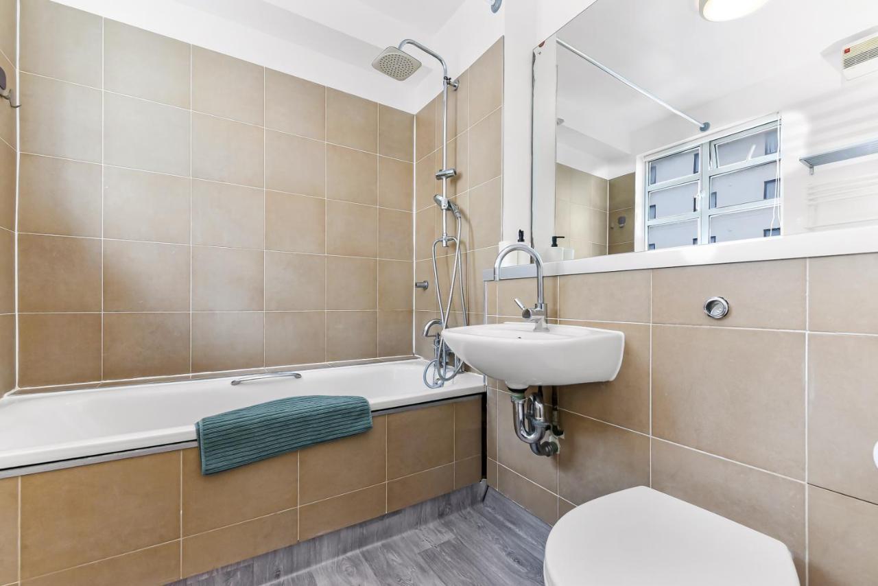 Spacious 2 Bedroom Apartment In Ealing Broadway Ngoại thất bức ảnh